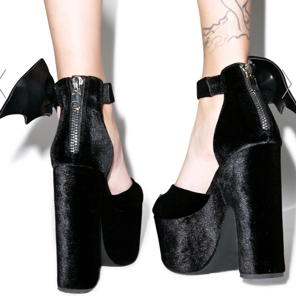 👻Dollskill Batty White Platforms!! Discontinued👻 - Picture 5 of 10